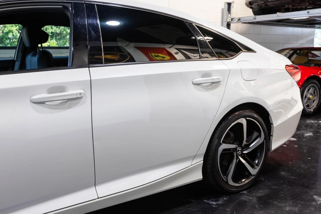 2021 Honda Accord 10th Gen - Image 7 of 12