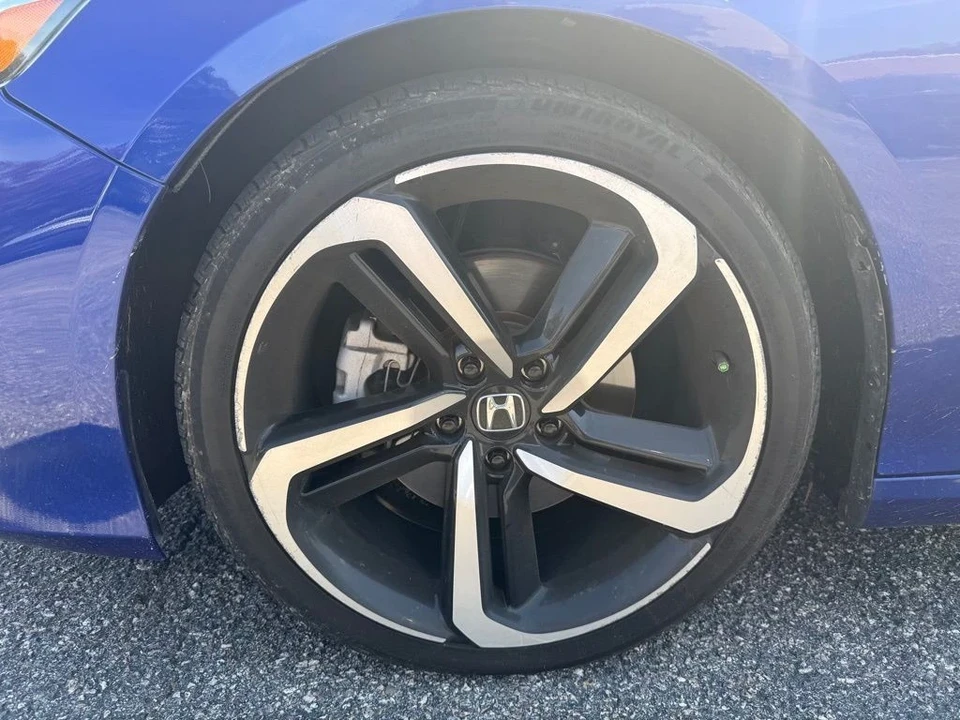 2021 Honda Accord 10th Gen - Image 3 of 12