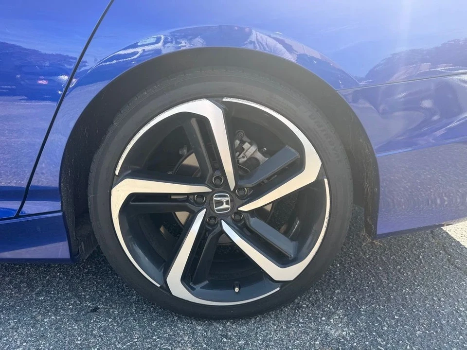 2021 Honda Accord 10th Gen - Image 6 of 12