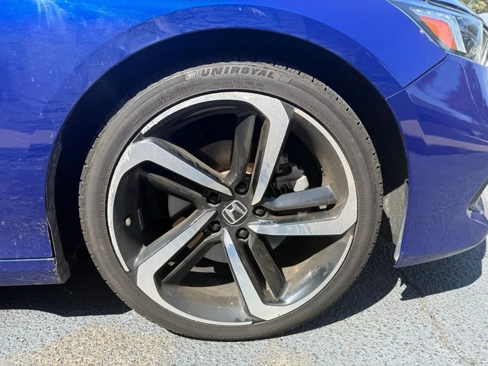 2021 Honda Accord 10th Gen - Image 4 of 12