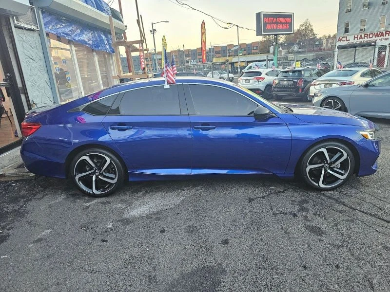 2021 Honda Accord 10th Gen - Image 3 of 12