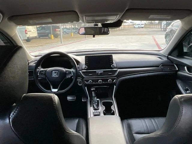 2021 Honda Accord 10th Gen - Image 18 of 21