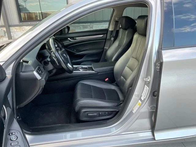 2021 Honda Accord 10th Gen - Image 19 of 21