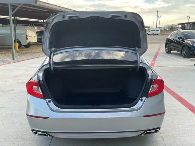 2021 Honda Accord 10th Gen - Image 15 of 21