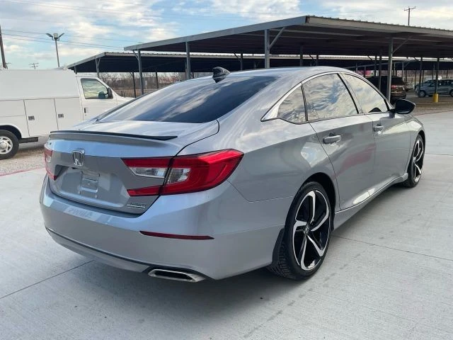 2021 Honda Accord 10th Gen - Image 10 of 21