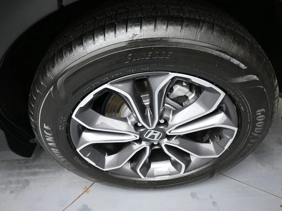 2021 Honda CR-V 5th Gen - Image 15 of 21