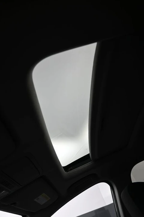 2021 Honda CR-V 5th Gen - Image 18 of 21