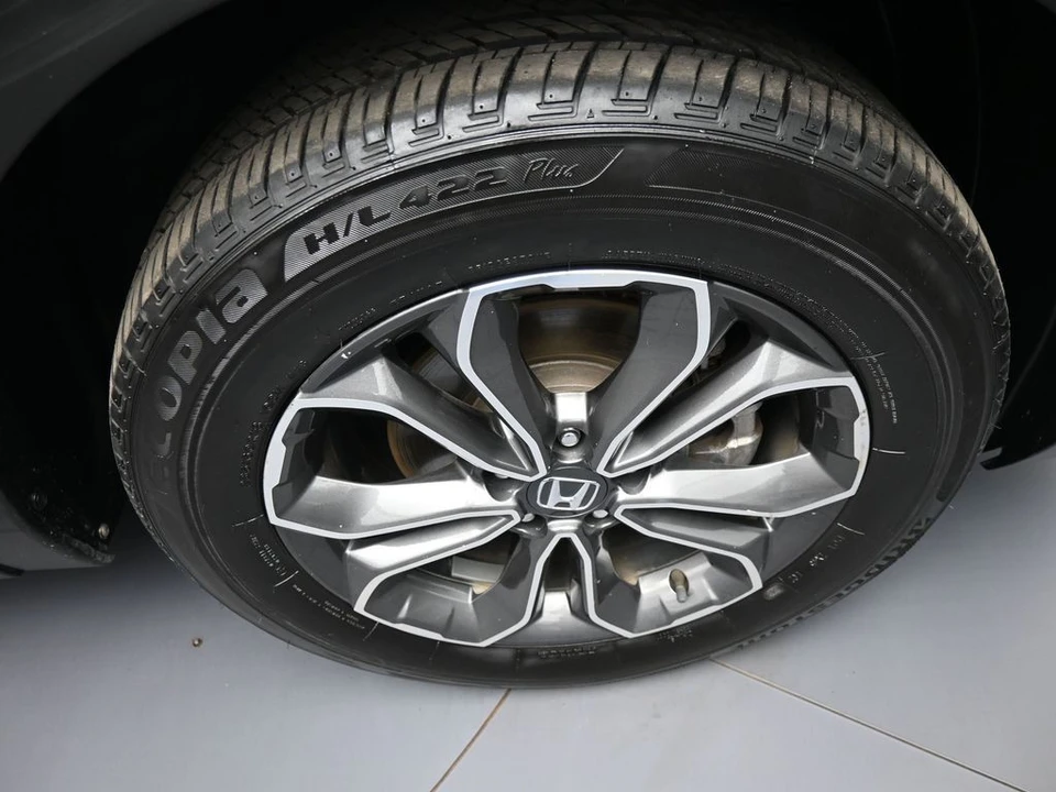 2021 Honda CR-V 5th Gen - Image 13 of 21