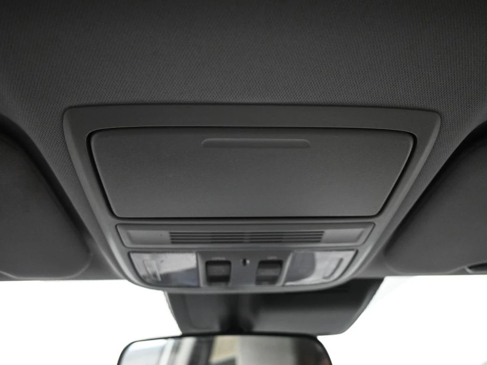 2021 Honda CR-V 5th Gen - Image 17 of 21