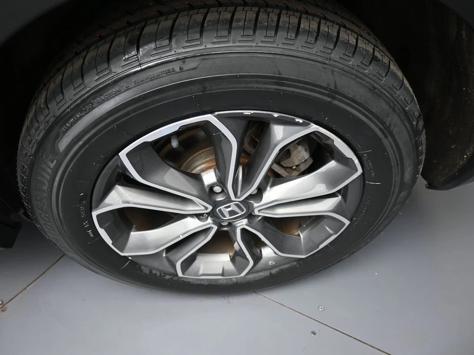 2021 Honda CR-V 5th Gen - Image 15 of 21