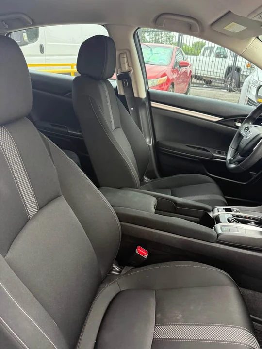 2021 Honda Civic 10th Gen - Image 5 of 8