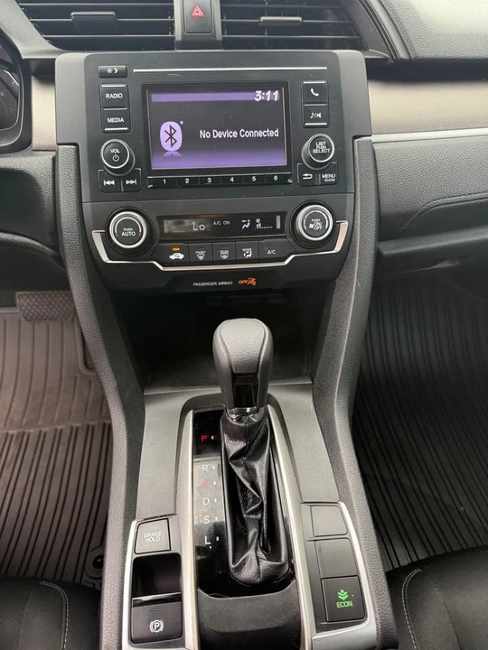 2021 Honda Civic 10th Gen - Image 6 of 8