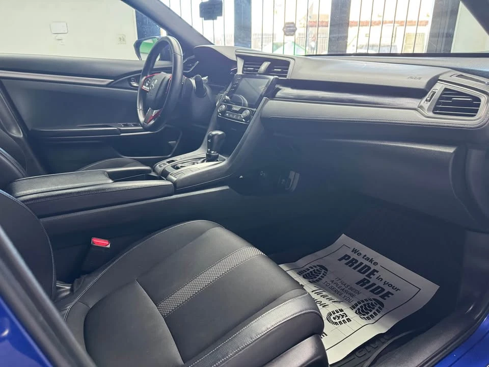2021 Honda Civic 10th Gen - Image 7 of 10