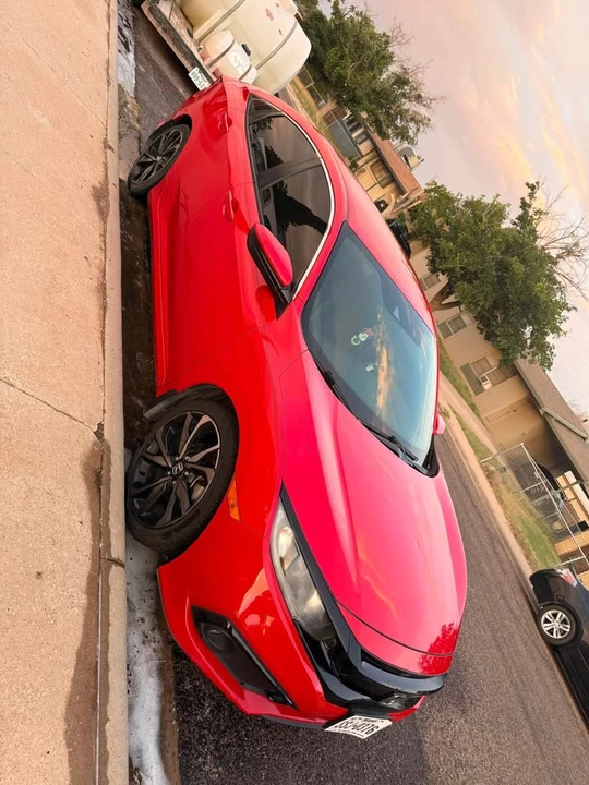 2021 Honda Civic 10th Gen - Image 2 of 5