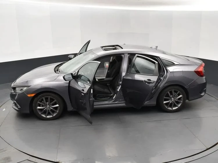 2021 Honda Civic 10th Gen - Image 7 of 12
