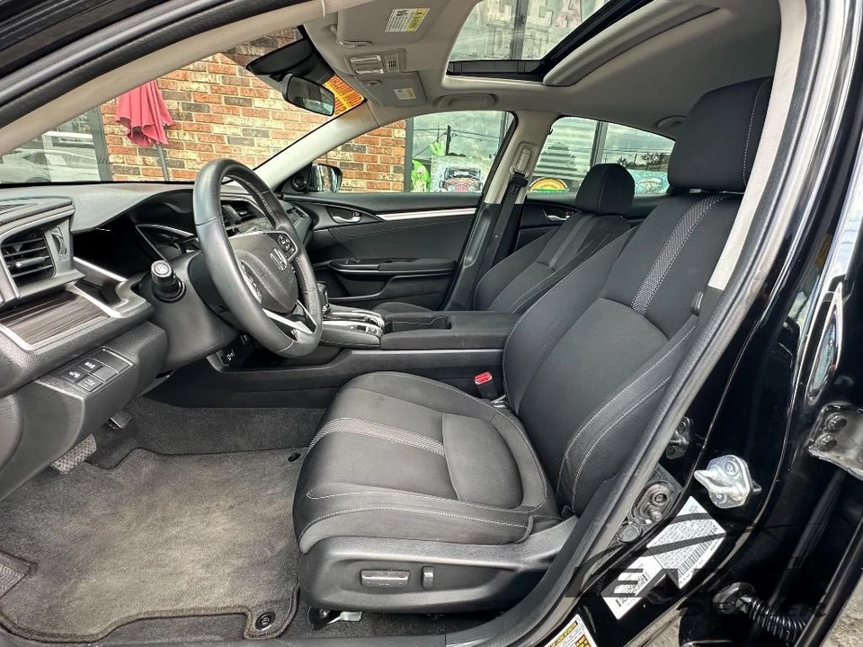 2021 Honda Civic 10th Gen - Image 7 of 17