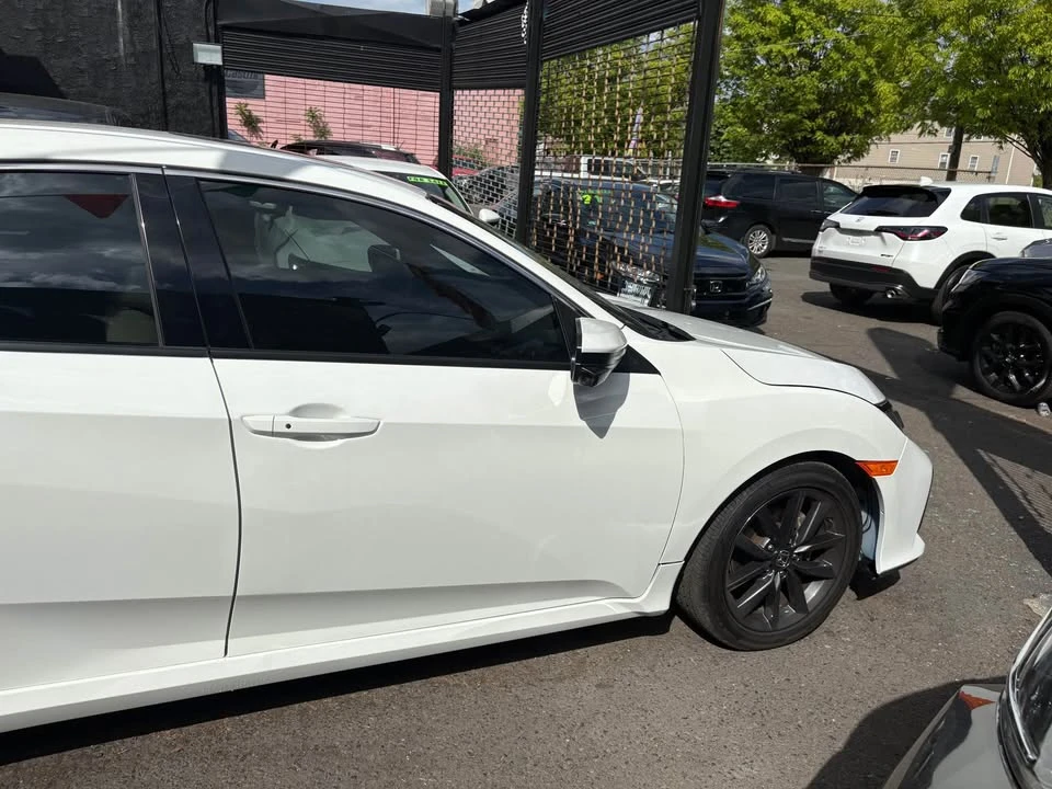 2021 Honda Civic 10th Gen - Image 5 of 13