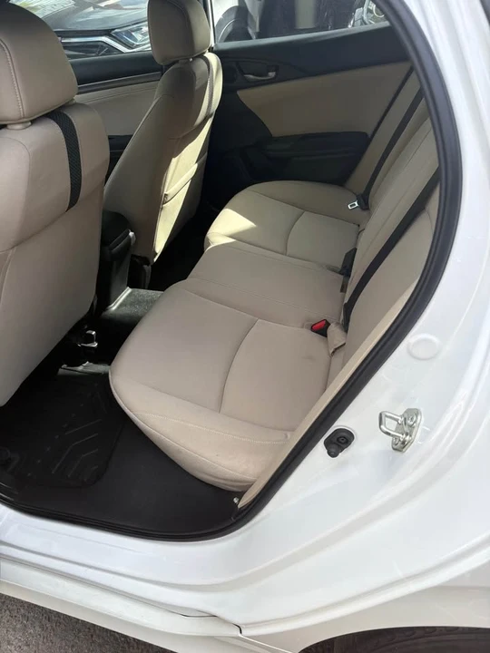 2021 Honda Civic 10th Gen - Image 8 of 13