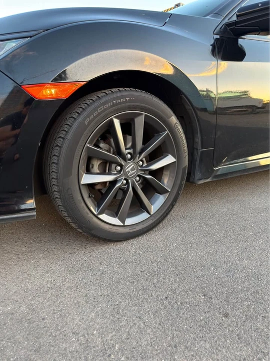 2021 Honda Civic 10th Gen - Image 4 of 8