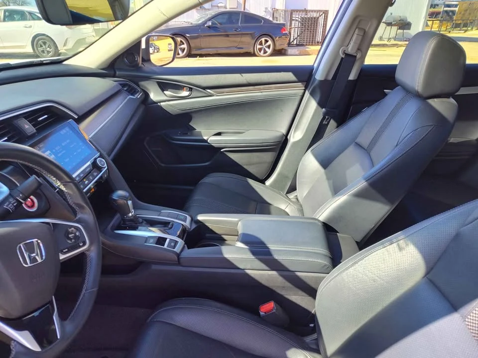 2021 Honda Civic 10th Gen - Image 6 of 11