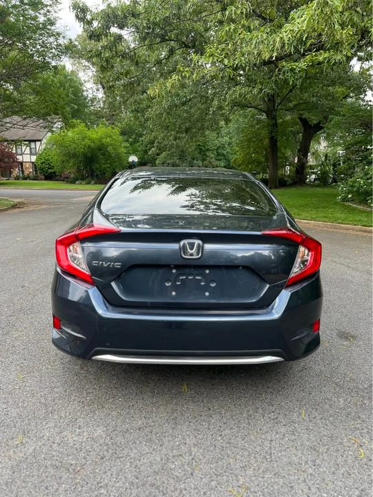 2021 Honda Civic 10th Gen - Image 11 of 12