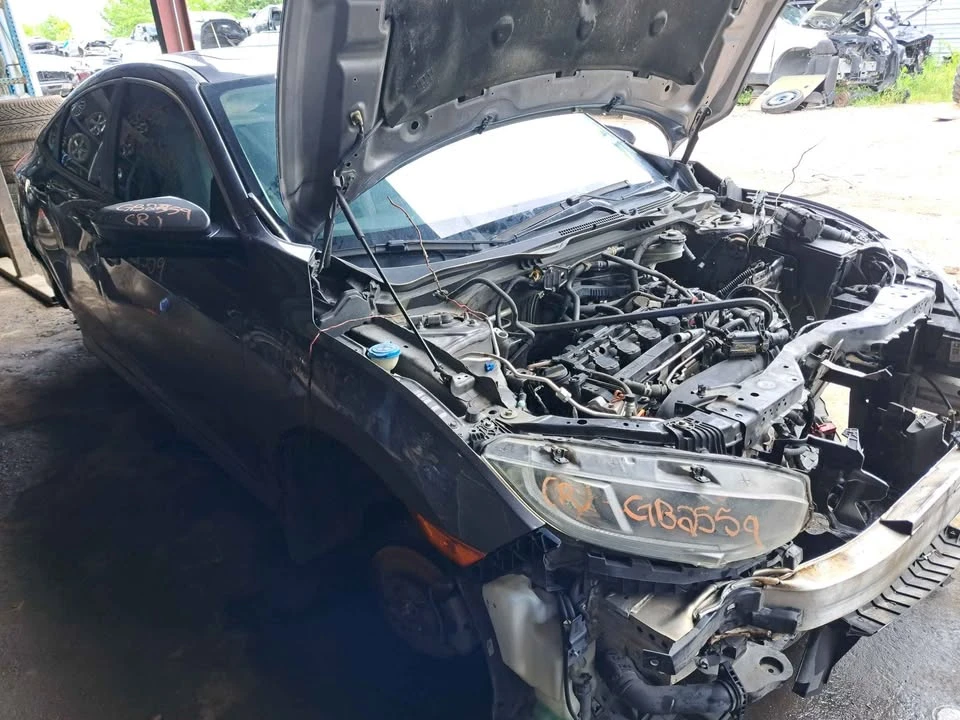 2021 Honda Civic 10th Gen - Image 3 of 8