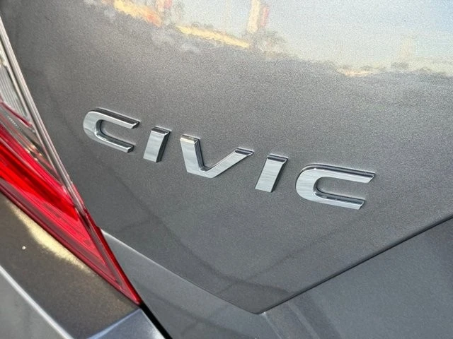 2021 Honda Civic 10th Gen - Image 13 of 21