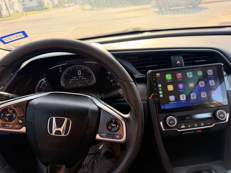 2021 Honda Civic 10th Gen - Image 8 of 10