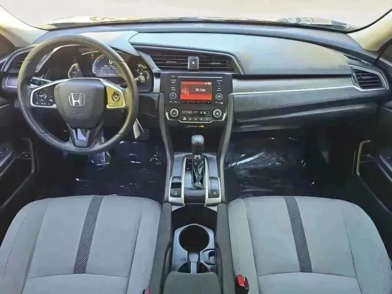2021 Honda Civic 10th Gen - Image 10 of 12