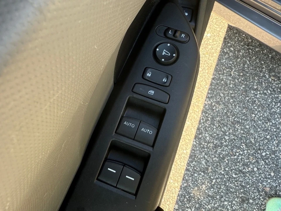 2021 Honda Civic 10th Gen - Image 12 of 21