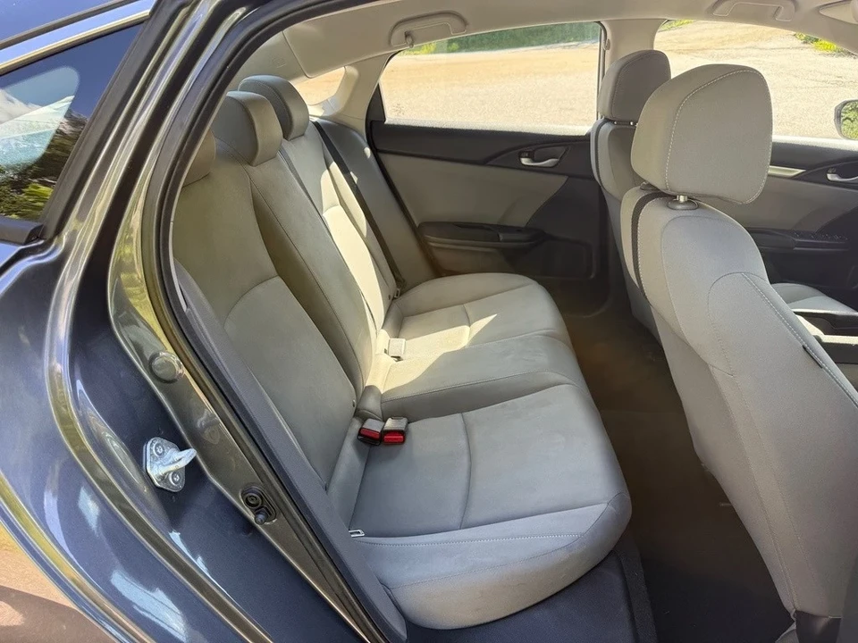 2021 Honda Civic 10th Gen - Image 17 of 21