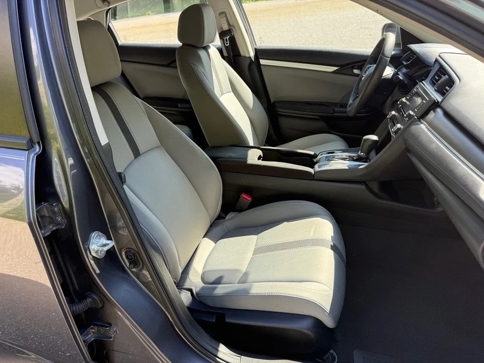 2021 Honda Civic 10th Gen - Image 18 of 21