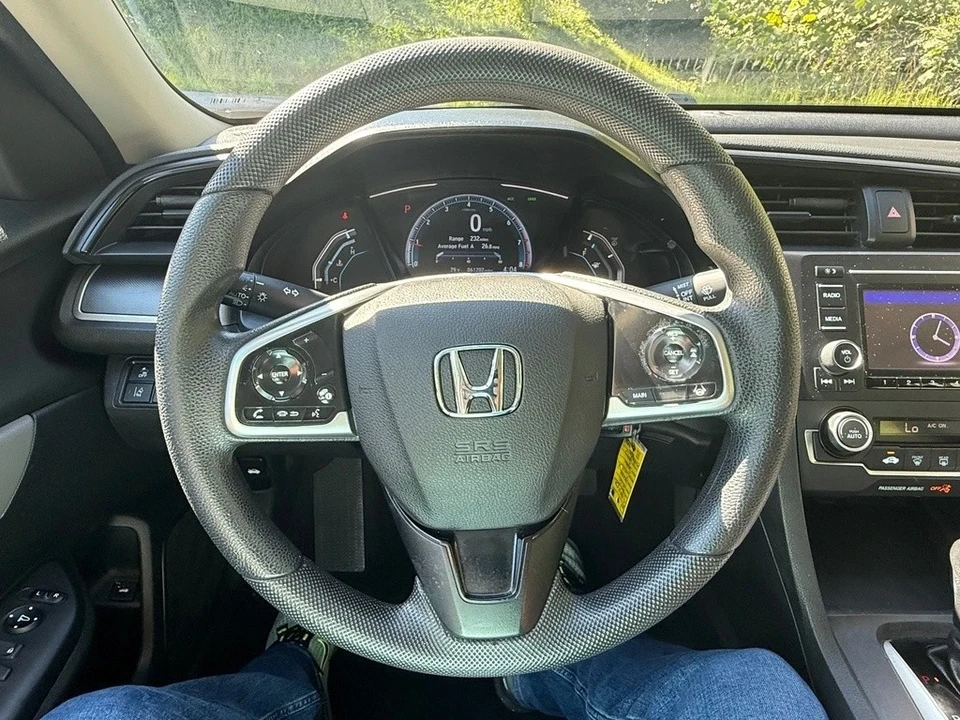 2021 Honda Civic 10th Gen - Image 19 of 21