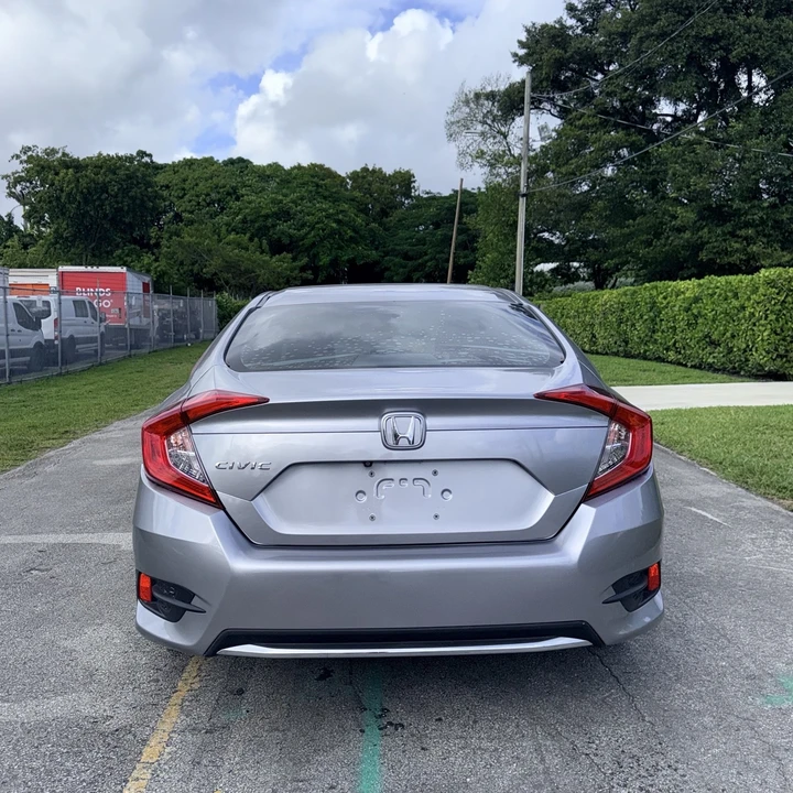 2021 Honda Civic 10th Gen - Image 5 of 14