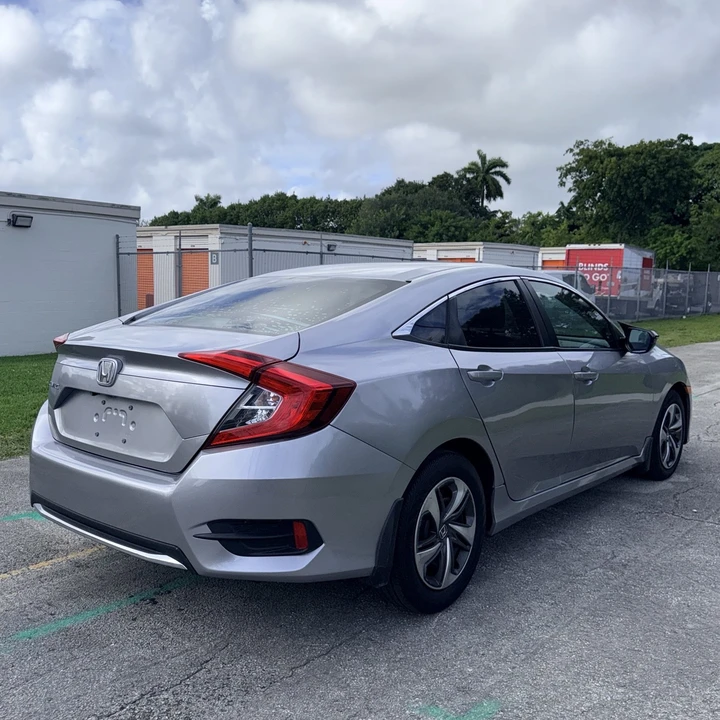 2021 Honda Civic 10th Gen - Image 4 of 14