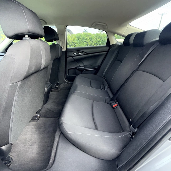 2021 Honda Civic 10th Gen - Image 8 of 14