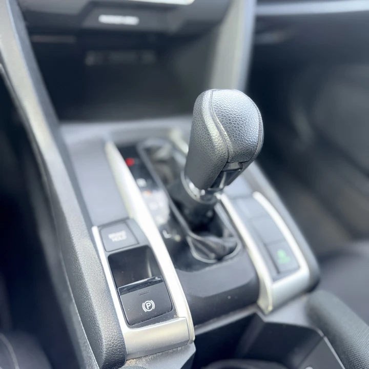 2021 Honda Civic 10th Gen - Image 12 of 14