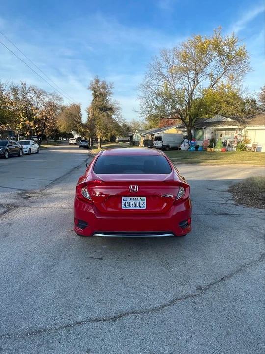 2021 Honda Civic 10th Gen - Image 14 of 17