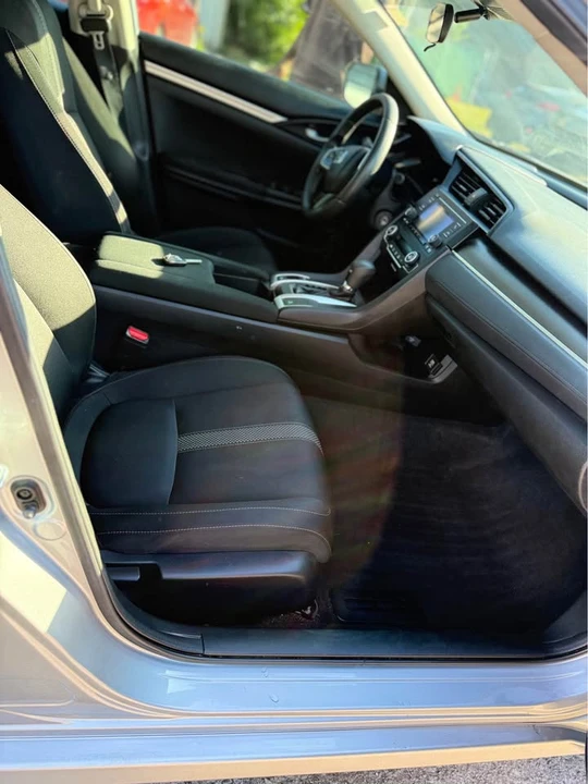 2021 Honda Civic 10th Gen - Image 6 of 15