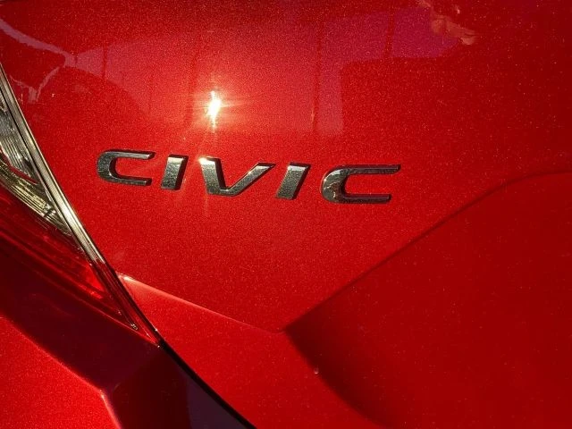 2021 Honda Civic 10th Gen - Image 14 of 21