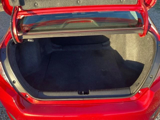 2021 Honda Civic 10th Gen - Image 16 of 21