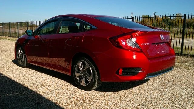 2021 Honda Civic 10th Gen - Image 8 of 21