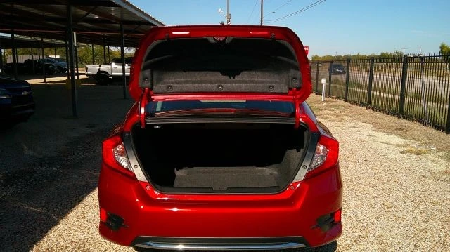 2021 Honda Civic 10th Gen - Image 18 of 21