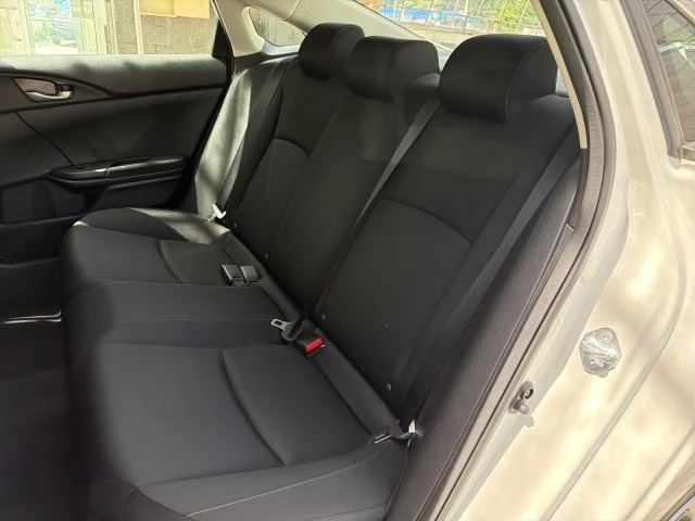 2021 Honda Civic 10th Gen - Image 26 of 31
