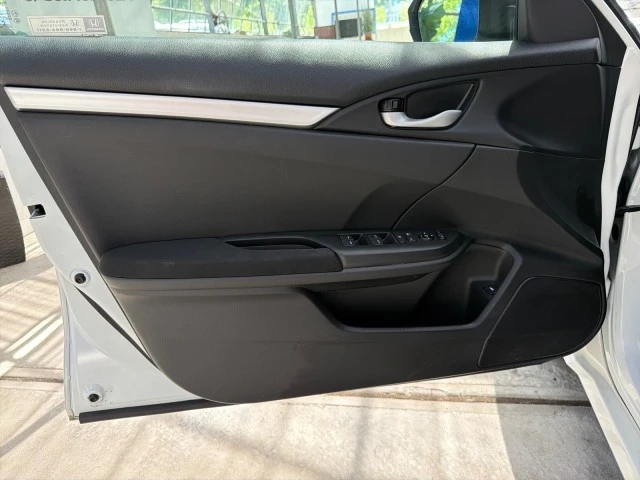 2021 Honda Civic 10th Gen - Image 23 of 31