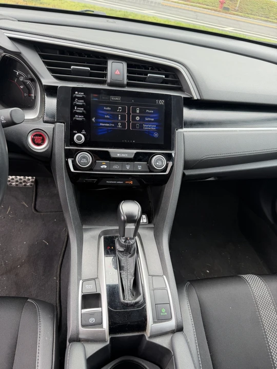 2021 Honda Civic 10th Gen - Image 20 of 24