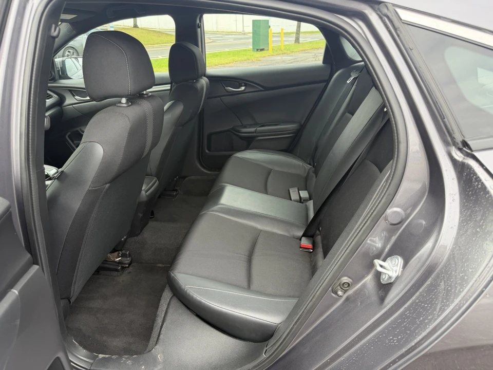 2021 Honda Civic 10th Gen - Image 19 of 24