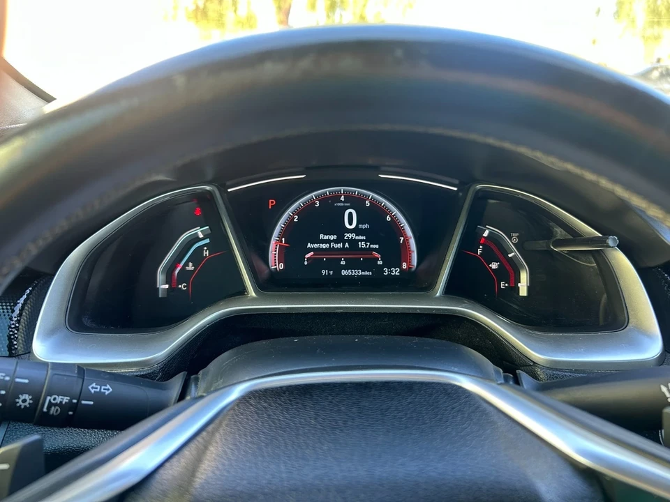2021 Honda Civic 10th Gen - Image 10 of 18