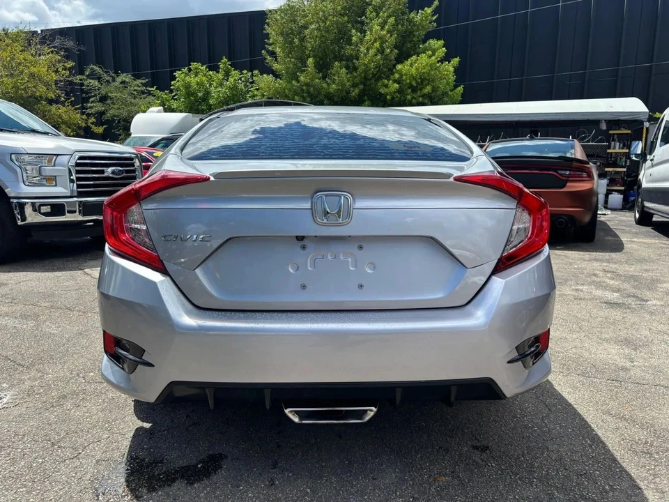 2021 Honda Civic 10th Gen - Image 6 of 15