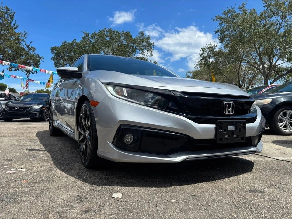 2021 Honda Civic 10th Gen - Image 2 of 15